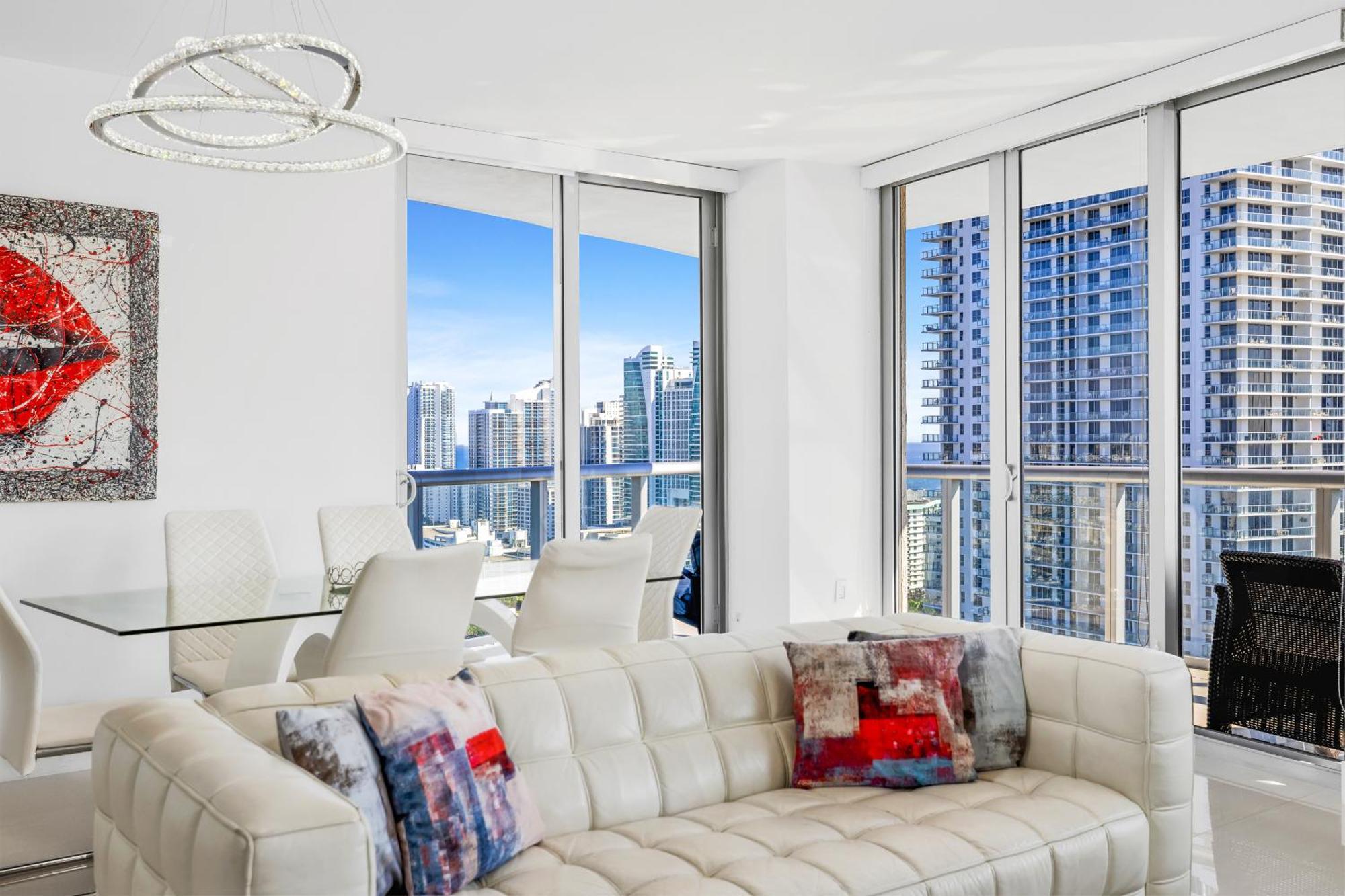 Resort-Style Living With Direct Ocean Views - 3Br Beauty Hallandale Beach Extérieur photo