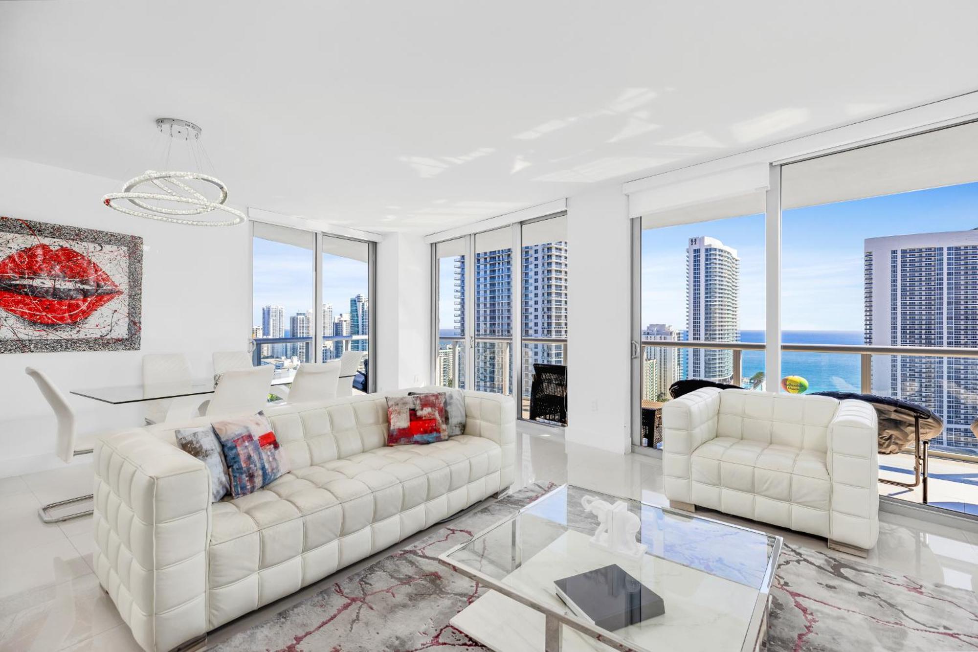 Resort-Style Living With Direct Ocean Views - 3Br Beauty Hallandale Beach Extérieur photo