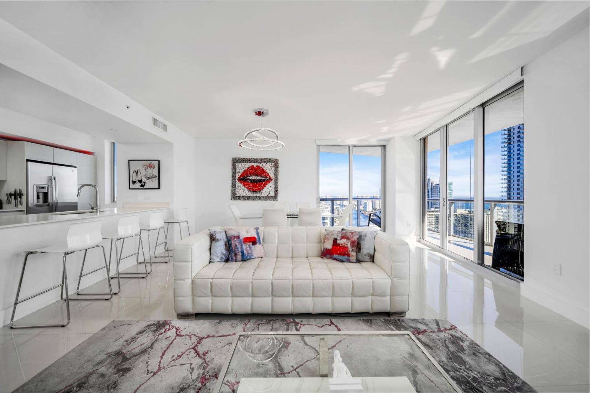 Resort-Style Living With Direct Ocean Views - 3Br Beauty Hallandale Beach Extérieur photo