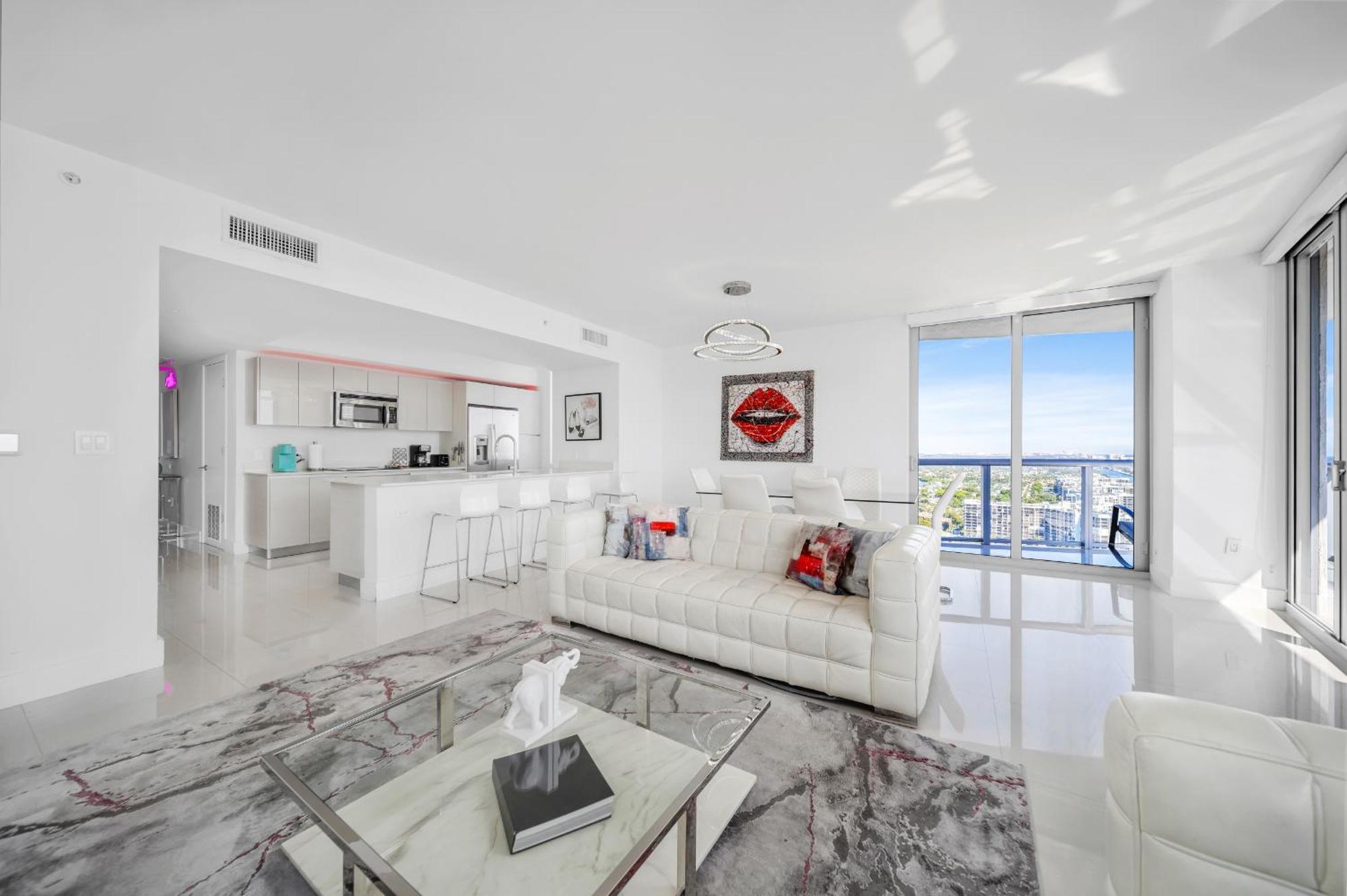 Resort-Style Living With Direct Ocean Views - 3Br Beauty Hallandale Beach Extérieur photo