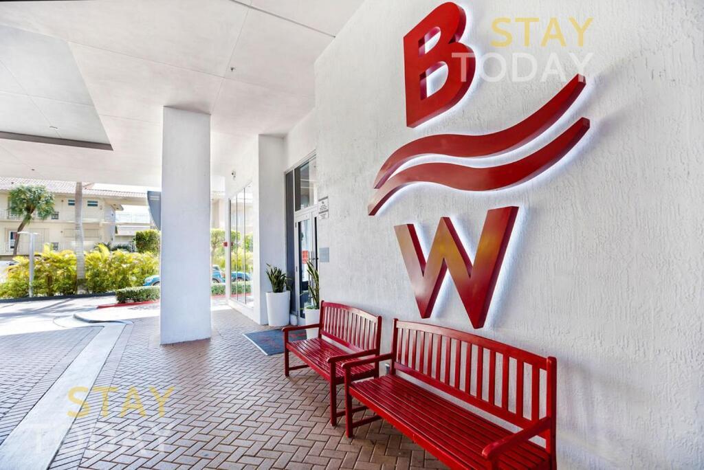 Resort-Style Living With Direct Ocean Views - 3Br Beauty Hallandale Beach Extérieur photo